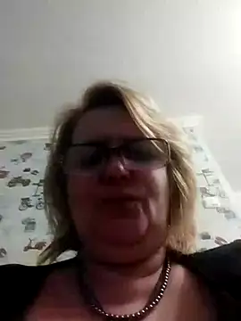 Forest-Lady online show from 02-12-25, 08:18