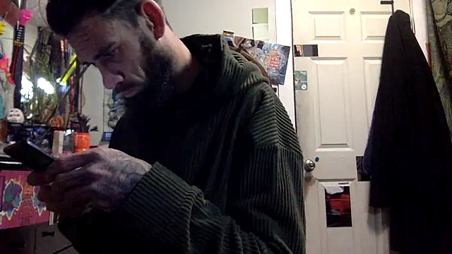 Snapshot of Robriguezxxx chatting on 02-27-26, 06:46 Robriguezxxx online show from 02-27-26, 06:46