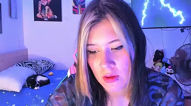 stephany-uwu online show from 02-07-25, 04:37