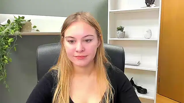 kitty valeria online show from 01-12-25, 02:19