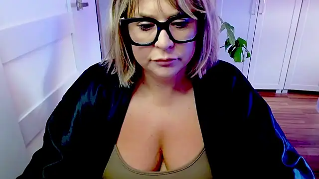 teaseDiana online show from 05-06-26, 05:46