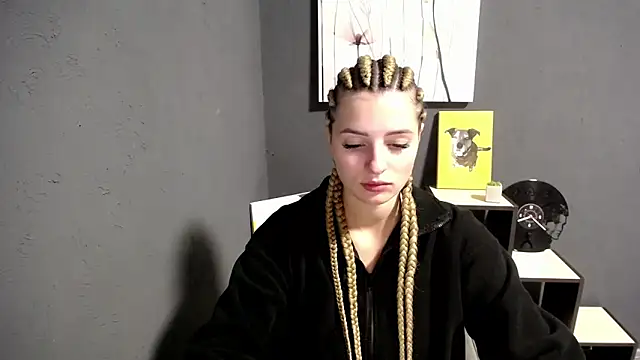 Snapshot of lady_olivia_ chatting on 10-16-25, 01:56 lady olivia online show from 10-16-25, 01:56