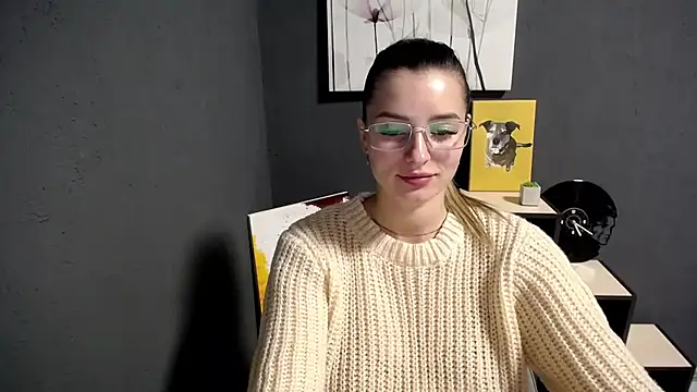 Snapshot of lady_olivia_ chatting on 10-28-25, 02:31 lady olivia online show from 10-28-25, 02:31