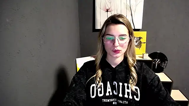 lady olivia  online show from 02-13-26, 05:31