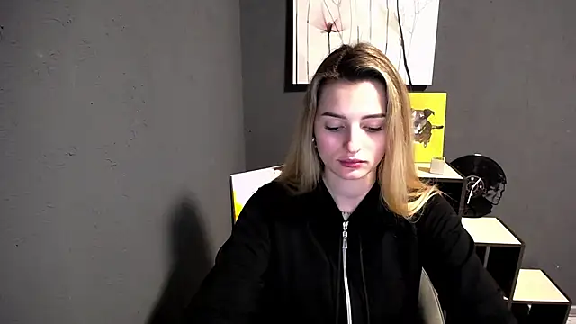 lady olivia  online show from 02-28-26, 03:24