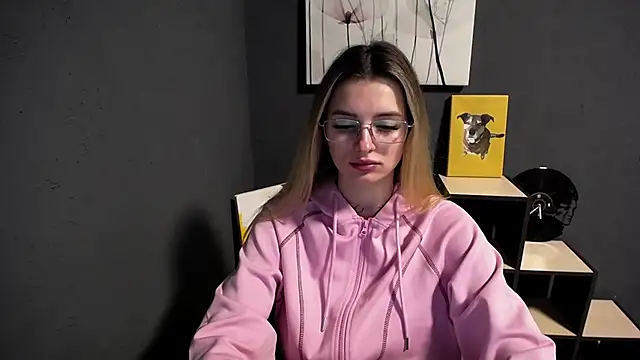 lady olivia  online show from 05-01-26, 12:32