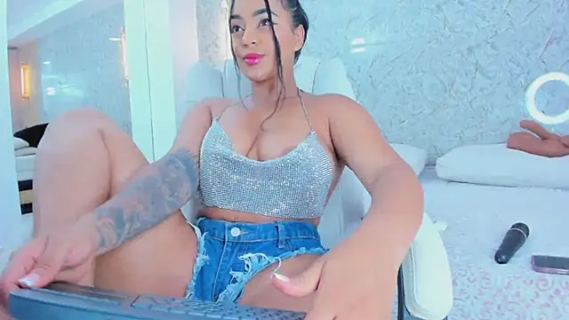 ximena case online show from 09-19-25, 03:52