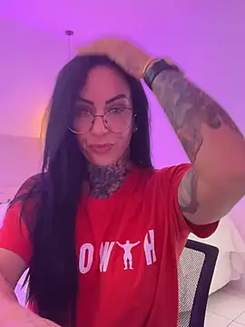 YasmimBrasil online show from 10-25-25, 04:13