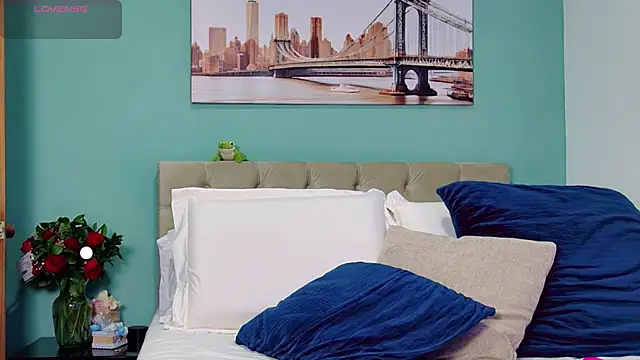 Snapshot of yanella_fire chatting on 10-18-25, 03:46 yanella fire online show from 10-18-25, 03:46