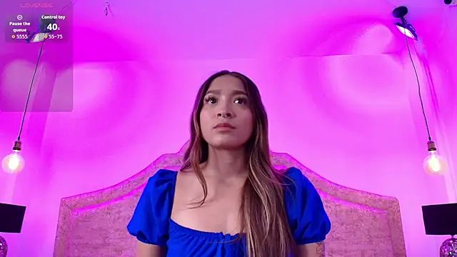 Victoria Adams14 online show from 11-17-25, 03:01