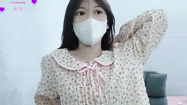tanhxiu online show from 12-28-24, 07:33