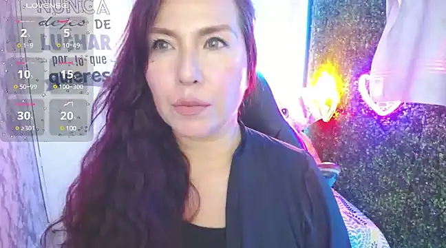 Snapshot of evelyn_mature19 chatting on 02-02-25, 07:14 evelyn mature19 online show from 02-02-25, 07:14