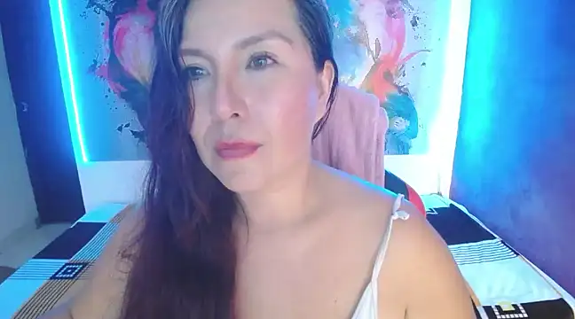 Snapshot of evelyn_mature19 chatting on 03-17-25, 07:26 evelyn mature19 online show from 03-17-25, 07:26