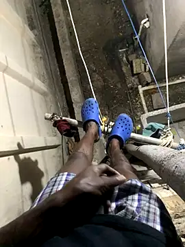 funpharoh1 online show from 11-04-25, 02:32