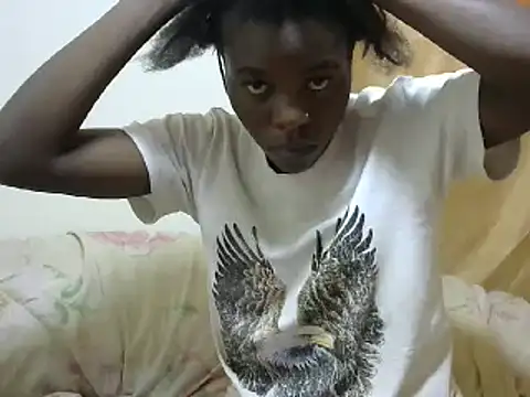 Snapshot of Ebony_jojo chatting on 02-28-25, 01:36 Ebony jojo online show from 02-28-25, 01:36