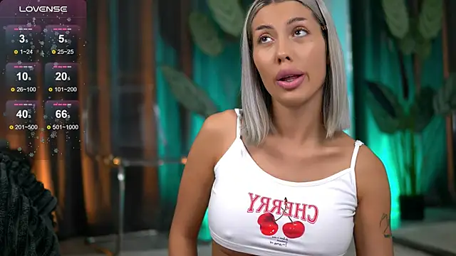 AudreyZanne online show from 09-16-25, 03:18