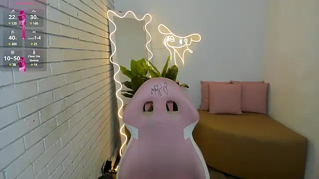 Chiara tay online show from 02-05-25, 07:20