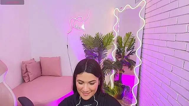 Chiara tay online show from 02-27-25, 03:47