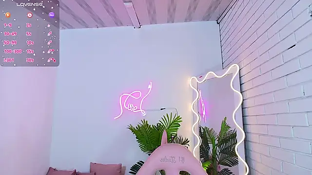 Chiara tay online show from 03-13-25, 06:05