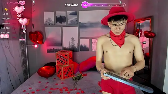 Snapshot of noah_and_rose chatting on 02-14-25, 07:33 noah and rose online show from 02-14-25, 07:33