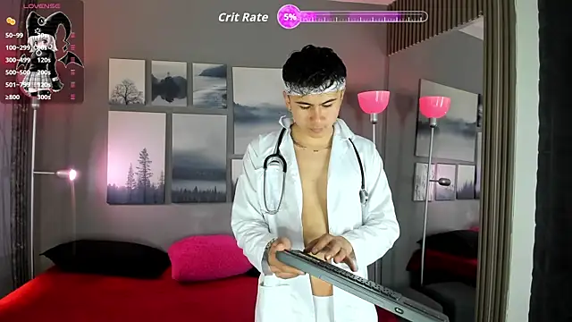 Snapshot of noah_and_rose chatting on 10-05-25, 07:45 noah and rose online show from 10-05-25, 07:45