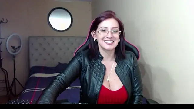 Carol Scottt online show from 02-21-25, 05:46