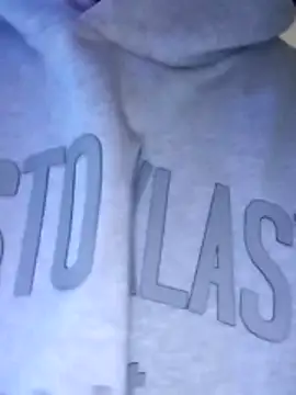 Snapshot of McdyllanXX chatting on 02-06-26, 03:04 McdyllanXX online show from 02-06-26, 03:04