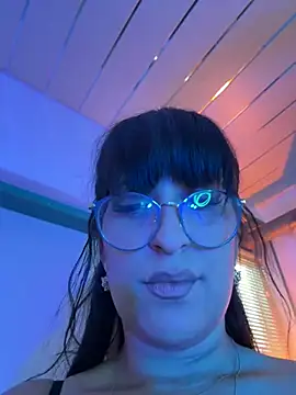 Snapshot of CarolaDrago chatting on 01-24-25, 08:34 CarolaDrago online show from 01-24-25, 08:34