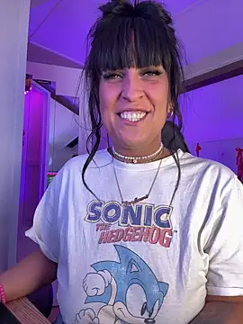 Snapshot of CarolaDrago chatting on 03-15-25, 04:21 CarolaDrago online show from 03-15-25, 04:21