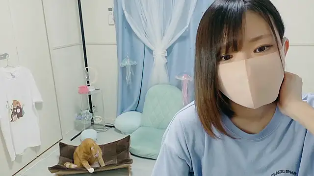 Snapshot of MEI--55 chatting on 09-26-25, 09:02 MEI--55 online show from 09-26-25, 09:02