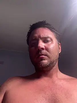 Snapshot of Brando2585 chatting on 04-15-26, 02:18 Brando2585 online show from 04-15-26, 02:18