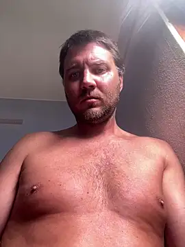Snapshot of Brando2585 chatting on 05-08-26, 05:57 Brando2585 online show from 05-08-26, 05:57
