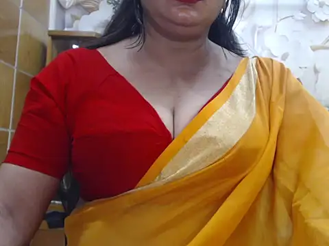 Snapshot of desi-maisa130 chatting on 06-28-26, 05:30 desi-maisa130 online show from 06-28-26, 05:30