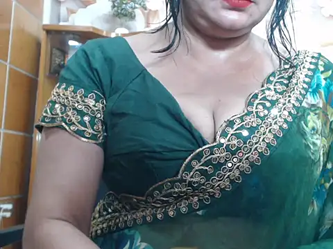 Snapshot of desi-maisa130 chatting on 07-26-26, 04:58 desi-maisa130 online show from 07-26-26, 04:58