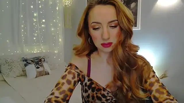 Snapshot of JulietteDiamond chatting on 12-11-24, 03:15 JulietteDiamond online show from 12-11-24, 03:15