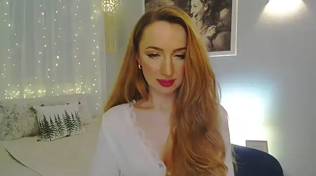 Snapshot of JulietteDiamond chatting on 01-02-25, 09:28 JulietteDiamond online show from 01-02-25, 09:28