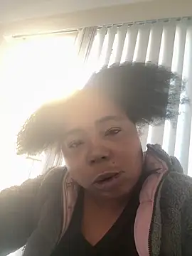 JCCaramelbarbie1 online show from 11-12-25, 02:17