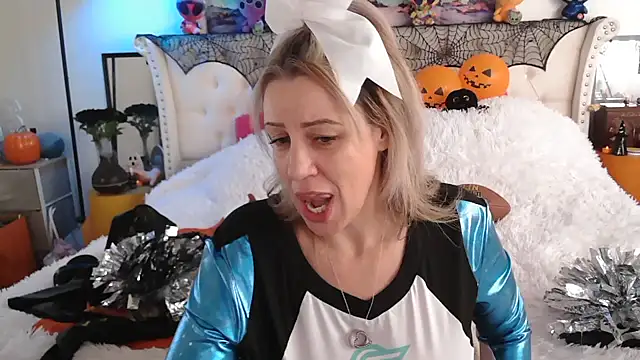 VegasDani online show from 10-24-25, 03:41