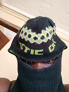 Sexy girlass online show from 10-18-25, 08:15