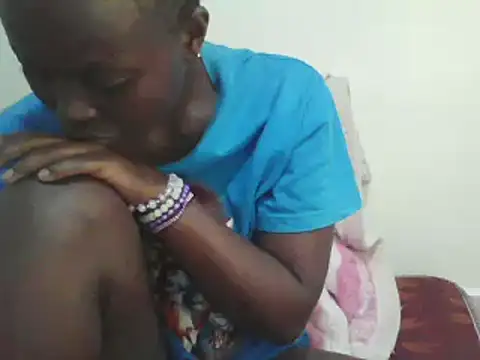 Snapshot of ebony_curvedass chatting on 10-29-25, 11:50 ebony curvedass online show from 10-29-25, 11:50