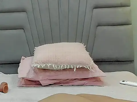 angel adamx online show from 10-29-25, 03:20