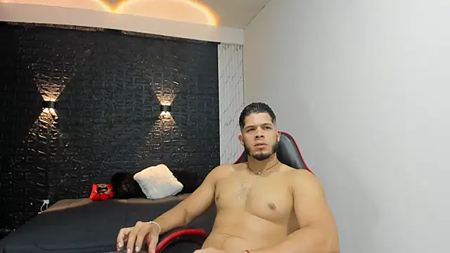 Snapshot of taurus_boy1 chatting on 03-12-26, 11:16 taurus boy1 online show from 03-12-26, 11:16