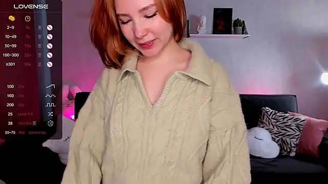 LanaBlu  online show from 03-10-25, 08:37