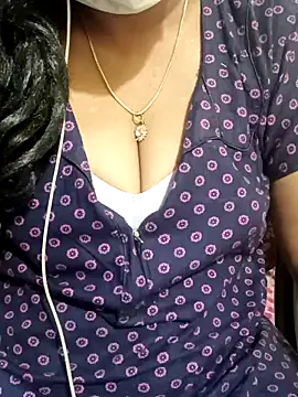 Aishu-tamil09 online show from 02-28-25, 05:37