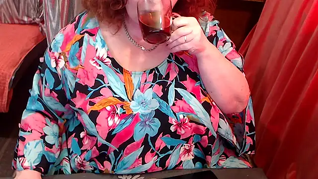 RoseRed69 online show from 05-05-26, 06:21