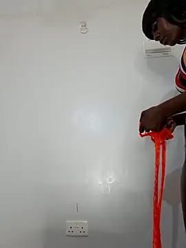 korah01 online show from 10-21-25, 06:03