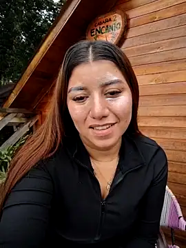 Snapshot of caro_sweett chatting on 03-13-26, 12:45 caro sweett online show from 03-13-26, 12:45