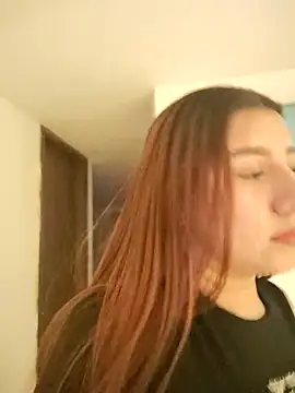 Snapshot of caro_sweett chatting on 03-21-26, 11:08 caro sweett online show from 03-21-26, 11:08