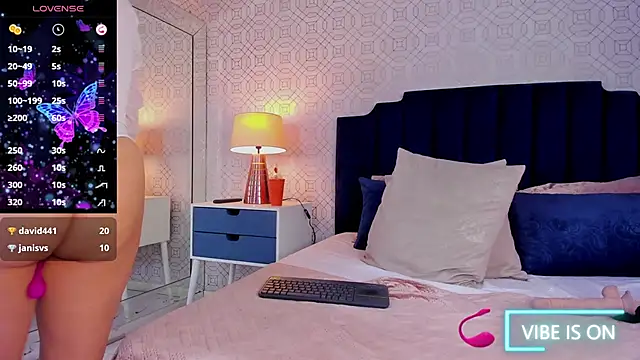 Luna18Pink online show from 02-20-25, 06:02