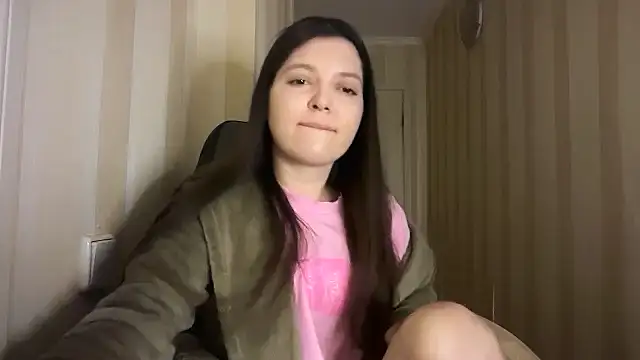 Snapshot of Lina_Most chatting on 02-17-26, 09:21 Lina Most online show from 02-17-26, 09:21